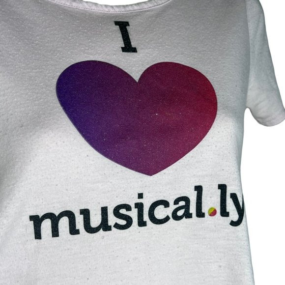 I Love Musical.ly Light Pink Hi Low Top Heart Girls Graphic Tee Youth Size XL - Picture 2 of 8